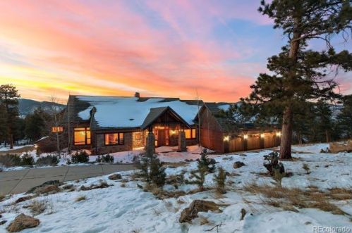 29155 Summit Ranch Dr, Lakewood, CO 80401