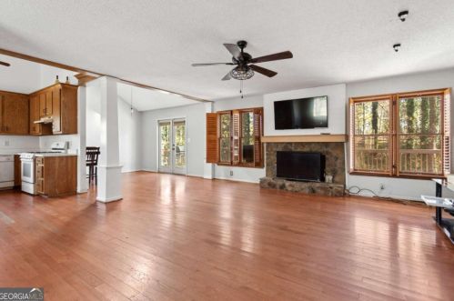 4446 Whitecap Rd, Marietta, GA 30066-1857