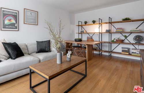 2041 Euclid St, Santa Monica, CA 90405-1543