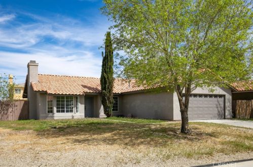 44642 26th St, Lancaster, CA 93535-1708