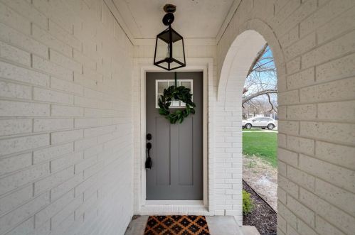 2728 Ryan Ave, Fort Worth TX  76110-3028 exterior