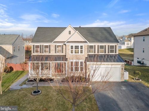 3258 Kira Ct, Triangle, VA 22172-2354