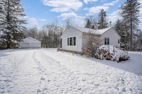 4187 2nd Ave, Wrenshall, MN 55749-9107