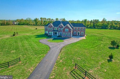 42993 Buna Mae Ln, Leesburg, VA 20176-5640