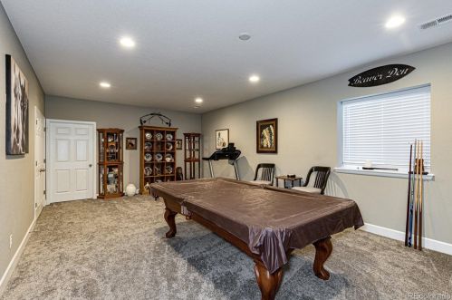 6571 Addison Way, Aurora CO 80016-4162 exterior