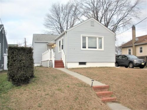 116 5 Ave, Wall Township NJ  08750-1502 exterior