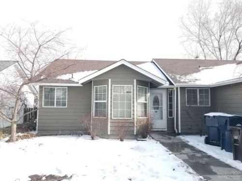 2222 31st St, Eagle Crest, OR 97756-8046