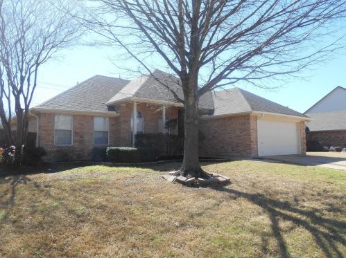 2512 Elliott Ave, Midlothian TX  76063-5194 exterior