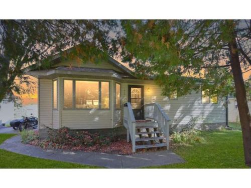 816 6th Ave, Brainerd, MN 56401-2448