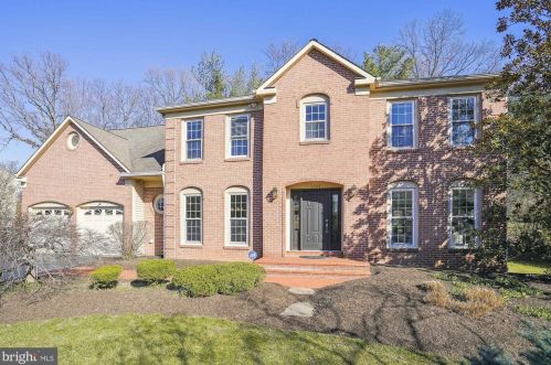 1205 Cameo Ct, Herndon, VA 20170-2437