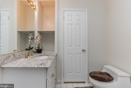 433 Bonifant Rd, Silver Spring MD 20905-5950 exterior