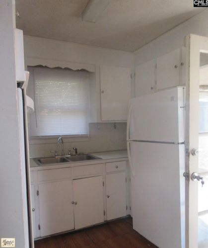 1408 Platt Springs Rd, Cayce-West Columbia SC  29169-6127 exterior