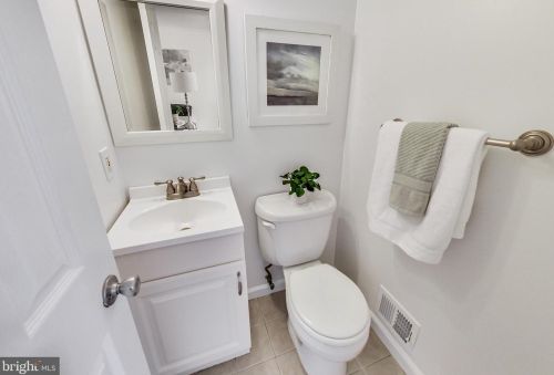 2115 Seminary Rd, Silver Spring MD 20910-1354 exterior