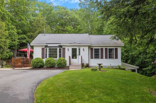 67 New London Dr, Concord, NH 03303-7922