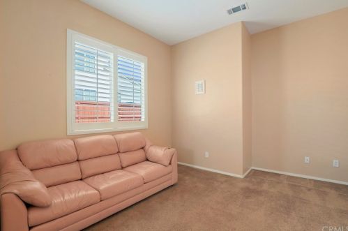 12758 Royal Palm Ln, Riverside CA  92503-7077 exterior