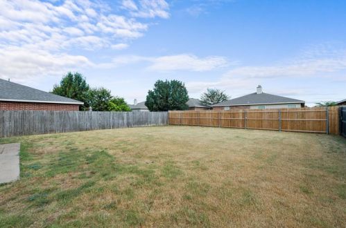 960 Stone Chapel Way, Fort Worth TX  76179-7304 exterior