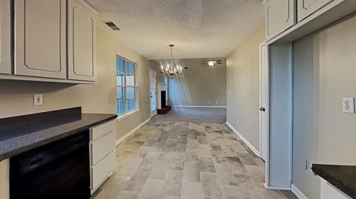 5920 Colonnade Dr, Rex GA 30273-5014 exterior