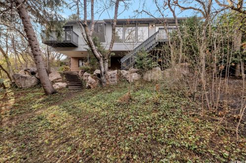 1785 Whispering Oaks Dr, Ogden, UT 84403-4667
