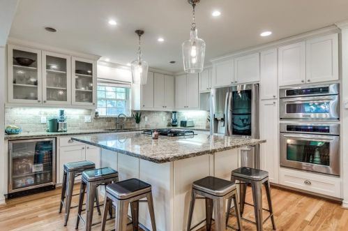 9505 Aldwick Dr, Dallas TX  75238-2629 exterior