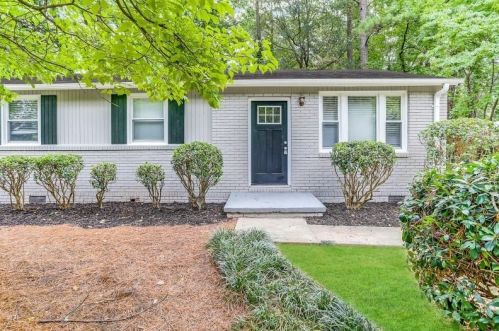 815 Bonneville Ter, Atlanta GA  30331-3311 exterior