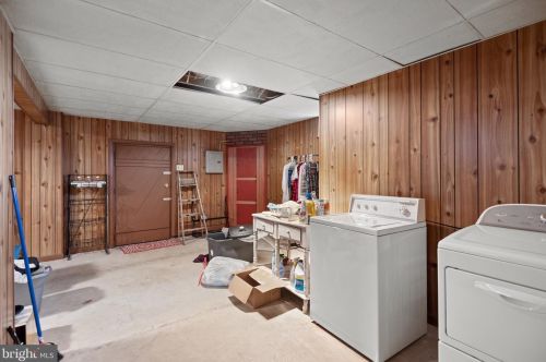 251 Solid Oak Dr, Three Churches WV  26757-6383 exterior