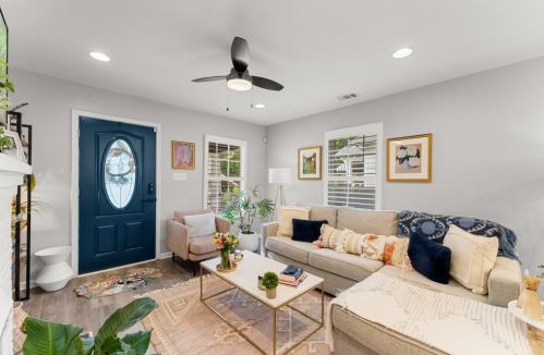 14 Eugenia Pl, Atlanta GA  30318-6357 exterior