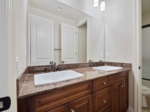 173 Desert Bloom, Irvine CA  92618-8871 exterior