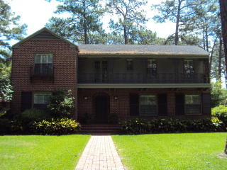 1600 Saint Marys Dr, Waycross, GA 31501-5024