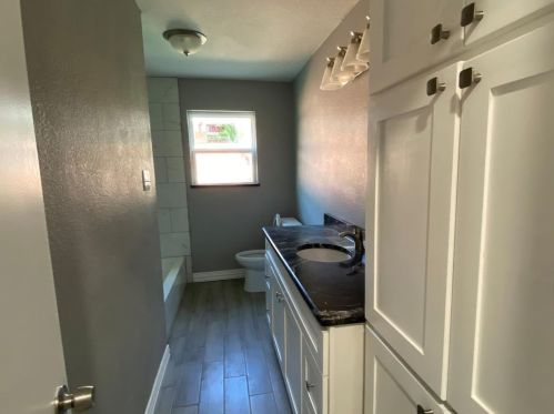 317 Hallmark Dr, Fort Worth TX  76134-3811 exterior