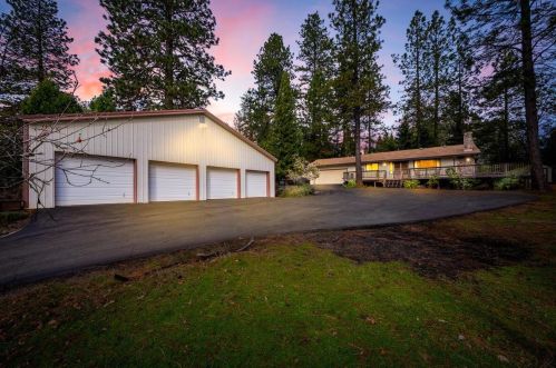 6172 Silverleaf Dr, Michigan Bluff, CA 95631-9629