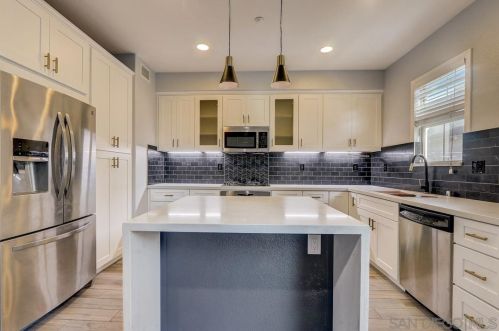 2416 Longstaff Ct, San Marcos, CA 92078-6600