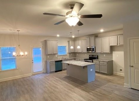 10164 Benton Woods Dr, Porterdale, GA 30014-3660