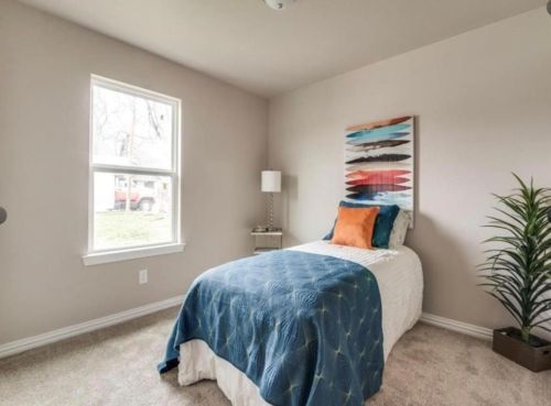 905 Ramsey Ave, Fort Worth TX  76104-6528 exterior