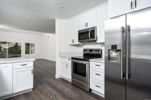 4670 Cordoba Way, Oceanside CA  92056-5104 exterior