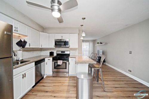 162 Garden Dr, Lemont IL  60440-2616 exterior