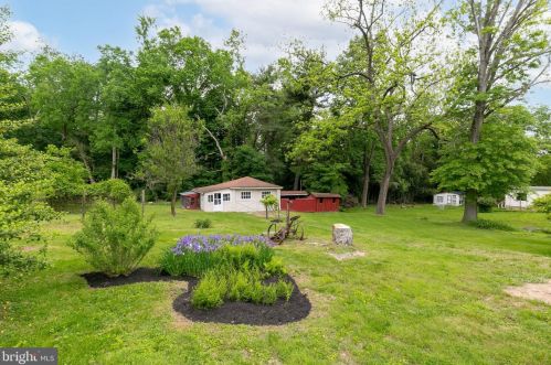 1671 Lawrence Rd, Trenton NJ 08648 exterior