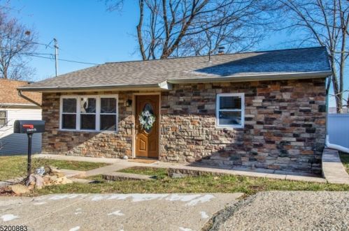 43 Liberty St, Dover NJ  07801-4909 exterior