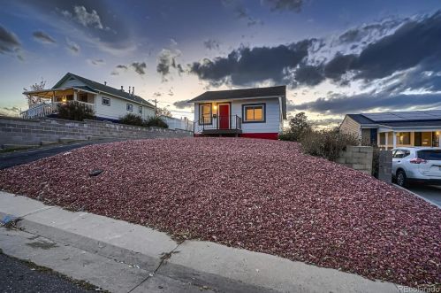 267 Quitman St, Denver, CO 80219-1845