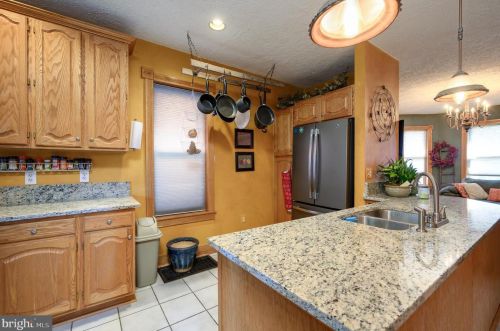 273 Frederick St, Hanover, PA 17331-3614