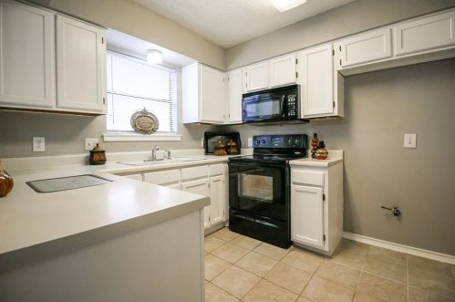 6900 Penhurst Dr, Fort Worth TX 76133-6422 exterior