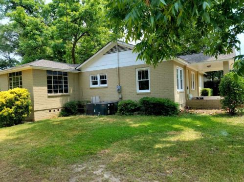 304 6th St, Warner Robins, GA 31093-3364