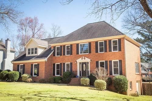 230 Cricket Walk, Lilburn, GA 30047-7002