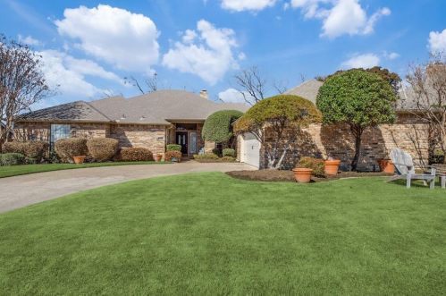 2321 Highland Heights Ln, Carrollton, TX 75007-2033