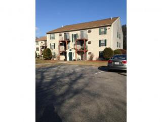 1612 White Cedar Blvd, Portsmouth, NH 03801-6549