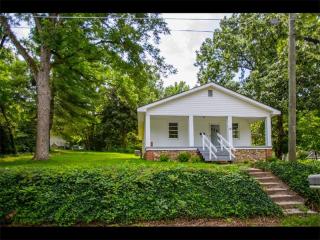 191 Mclain St, Holly Springs, GA 30114-3640