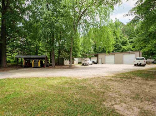 554 Pinehurst Dr, Stockbridge GA  30281-3865 exterior