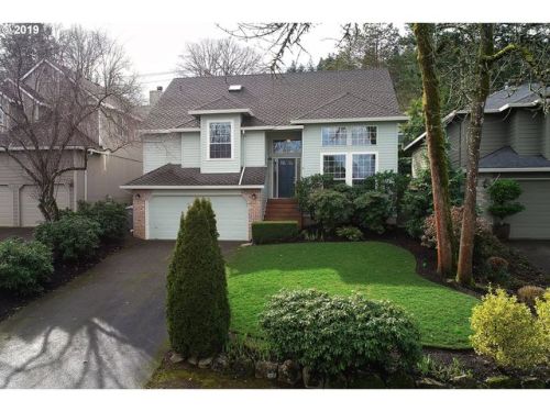 5650 Broadway St, West Linn, OR 97068-3207