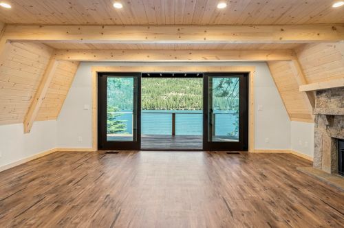 14144 Shore Dr, Truckee CA  96161-3412 exterior