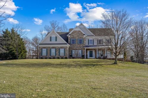 8933 Sahalee Ct, Riviera Beach, MD 21122-6679