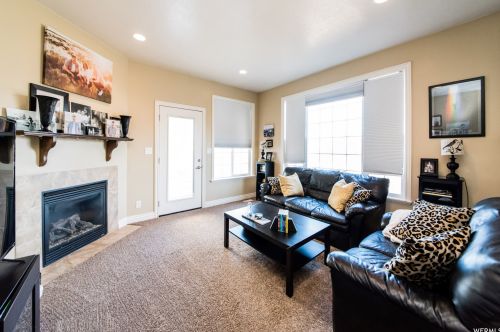 456 Cottage Ct, Providence UT 84332-4700 exterior